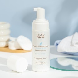 Mousse Detergente Viso Pelle Sensibile