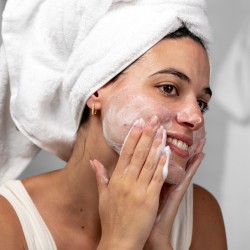 Mousse Detergente Viso Pelle Sensibile